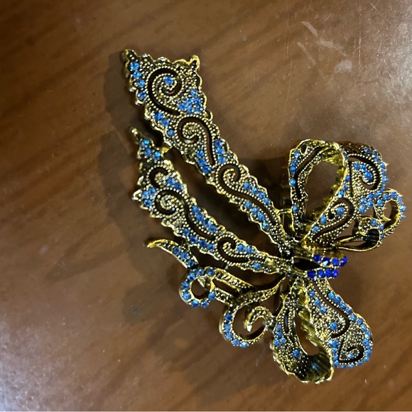Elegant Gold and Blue Bow Brooch - Picture 9 of 11